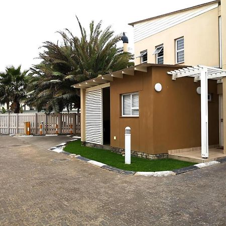The Waterfront Cottage F12 斯瓦科普蒙德 外观 照片
